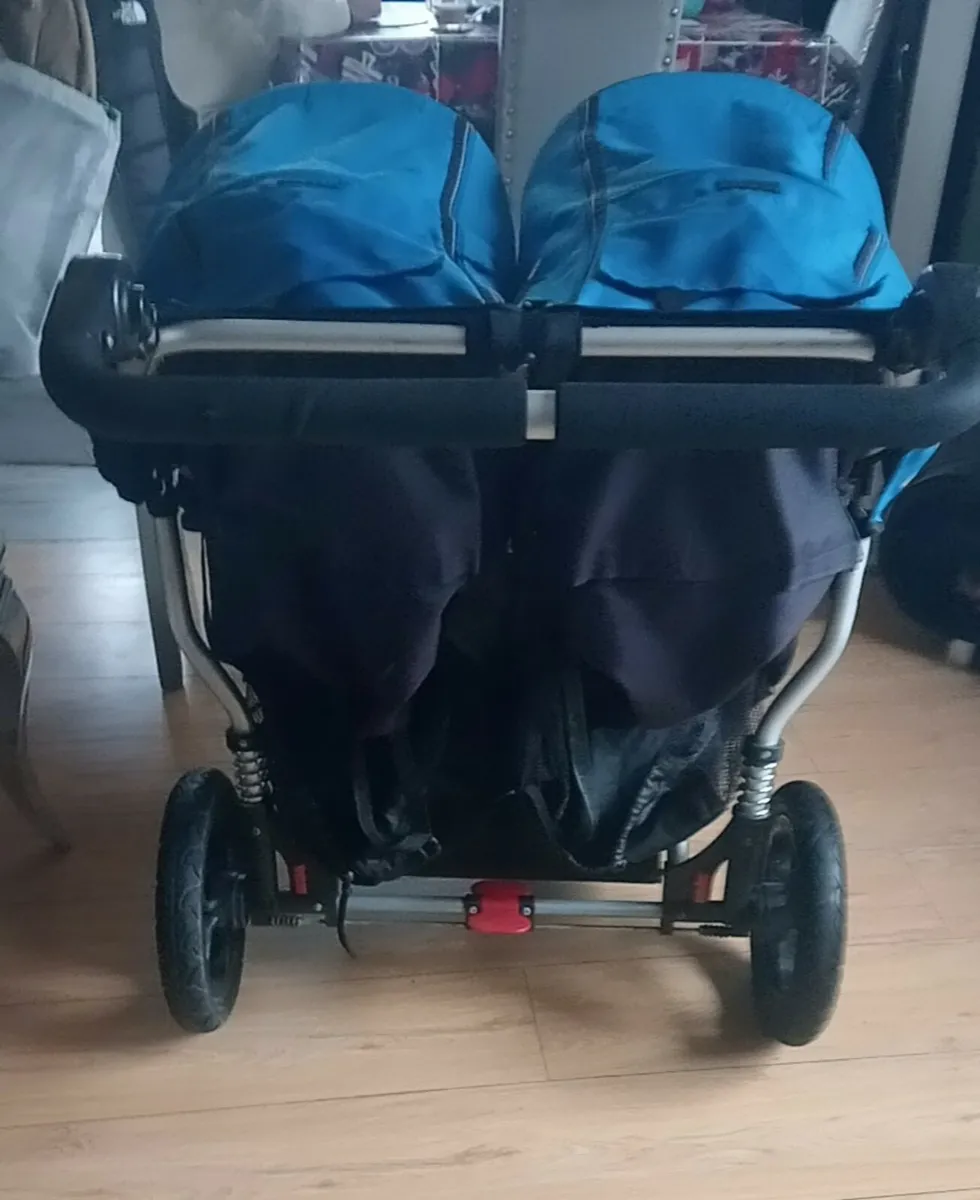 Out n about double buggy - Image 2