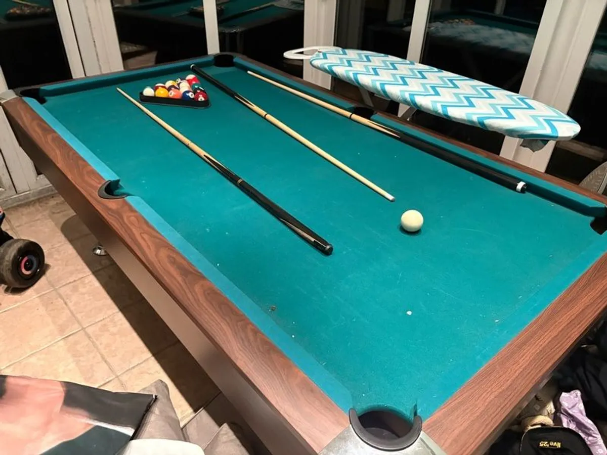 pool table 7ftx4ft - Image 1