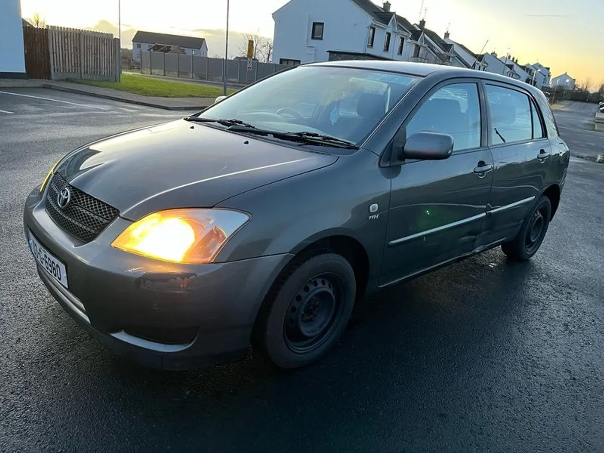 2003 Toyota Corolla - Image 4