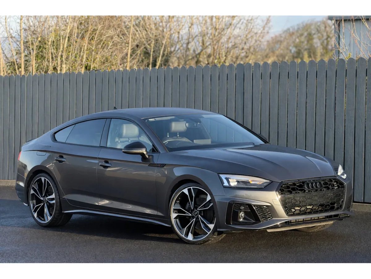 Audi A5 Only 19500 miles S-Line Black Edition Fact - Image 1