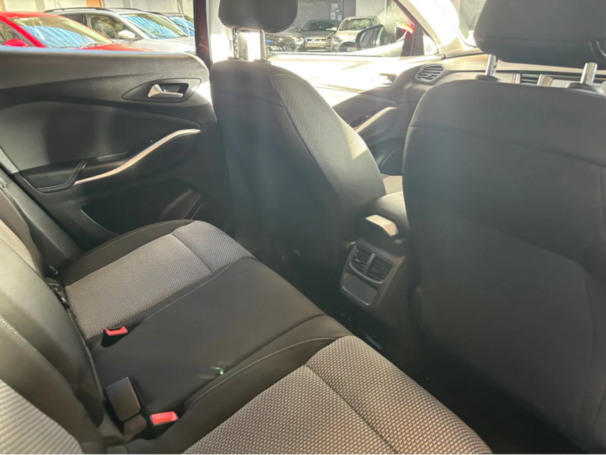 Opel Grandland X SC 1.2I 130PS 4DR - Image 3