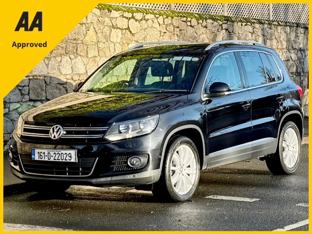 Volkswagen Tiguan 2016!!LEATHER!!LOW MILES !! - Image 1