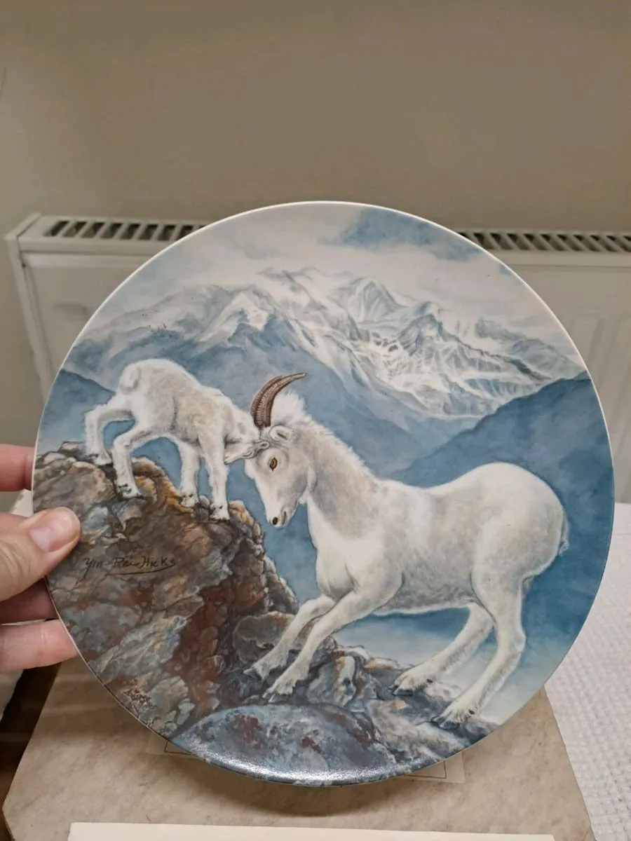 A Gentle Persuasion Collector Plate - Image 2