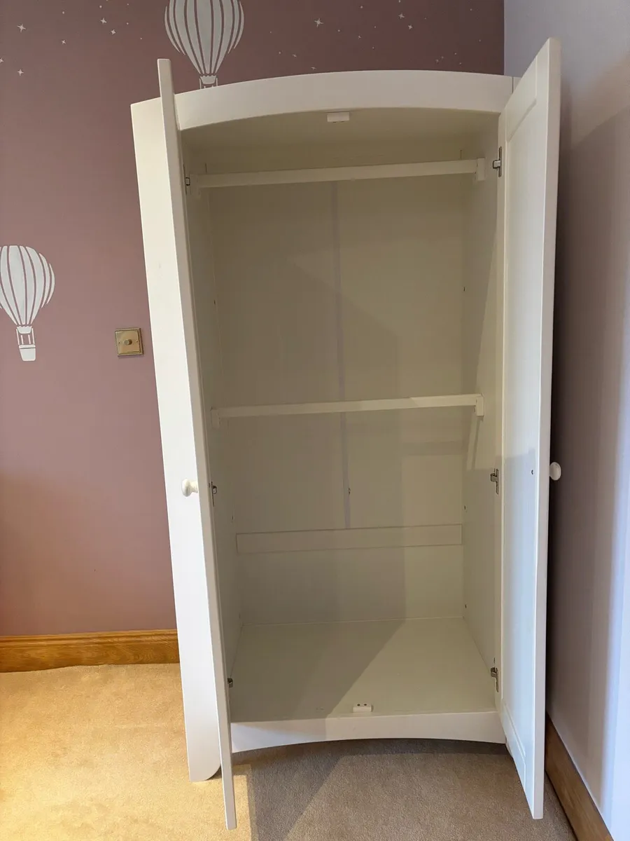 Mama n Papa wardrobe - Image 1