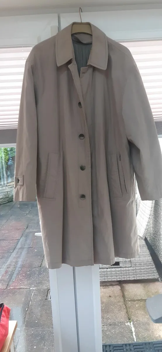 Bugatti overcoat - Image 1