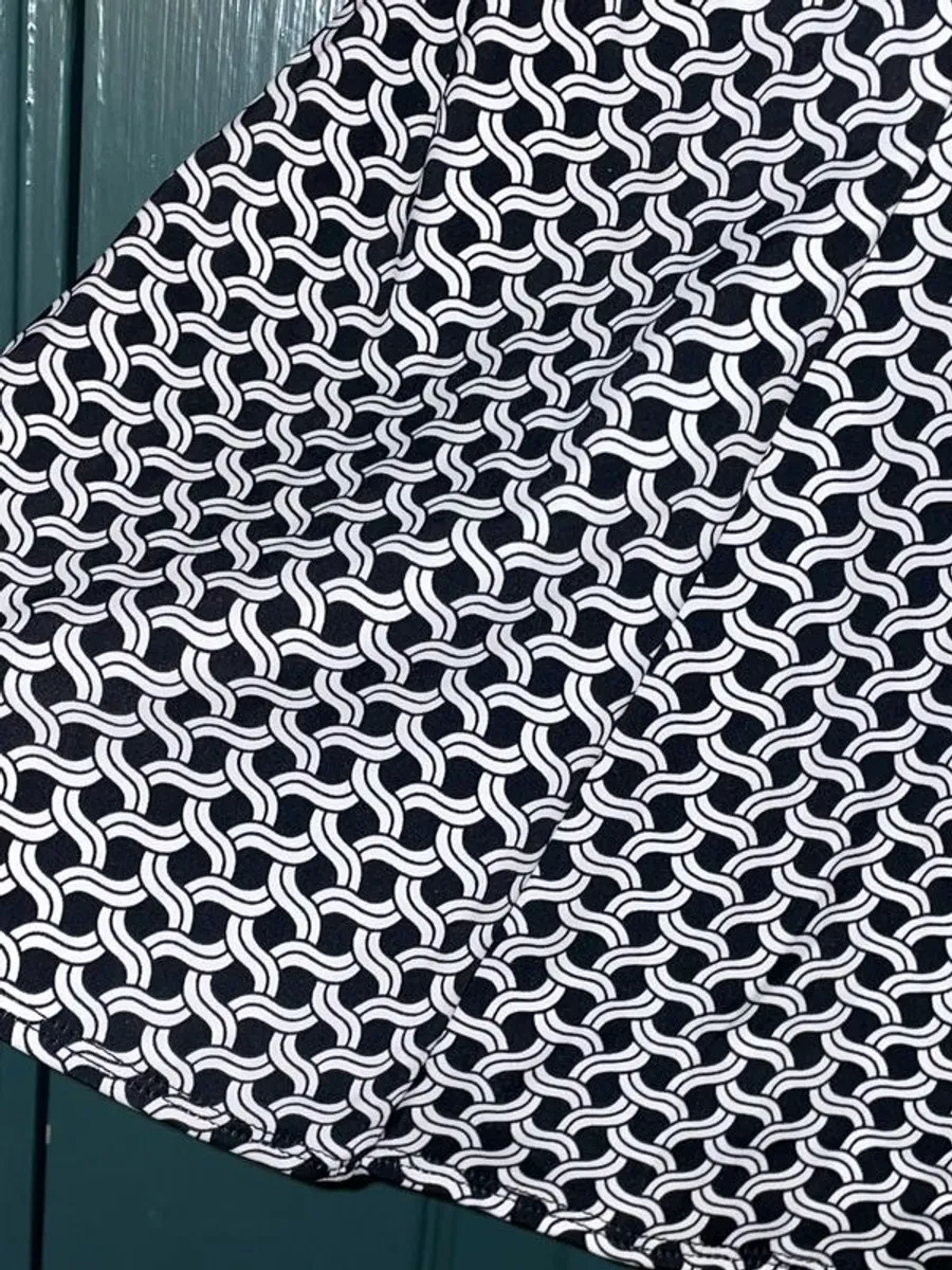 Longitude swimsuit, brand new, no tags. Bought in Macys - Image 3