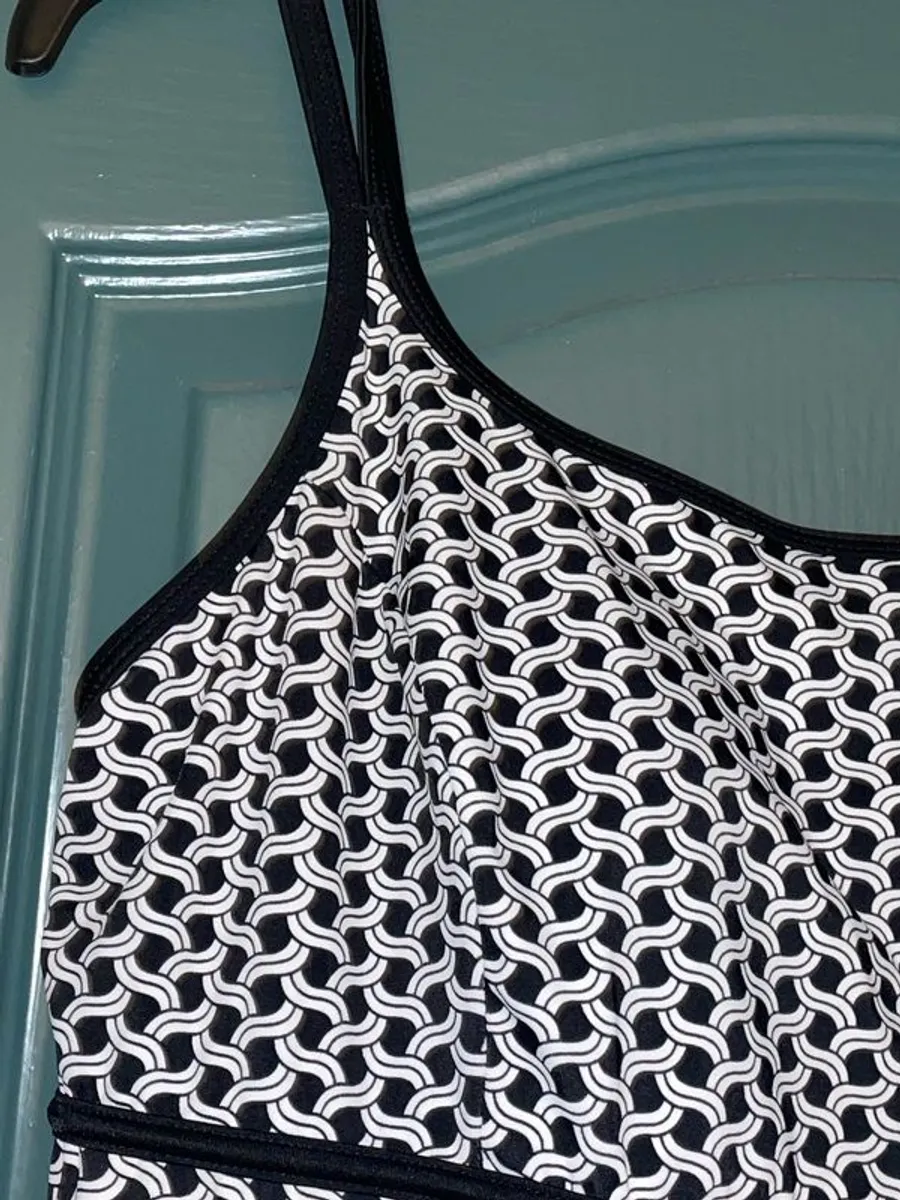 Longitude swimsuit, brand new, no tags. Bought in Macys - Image 4