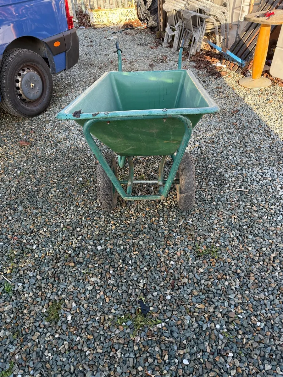 2 Wheel Wheelbarrow - Image 2