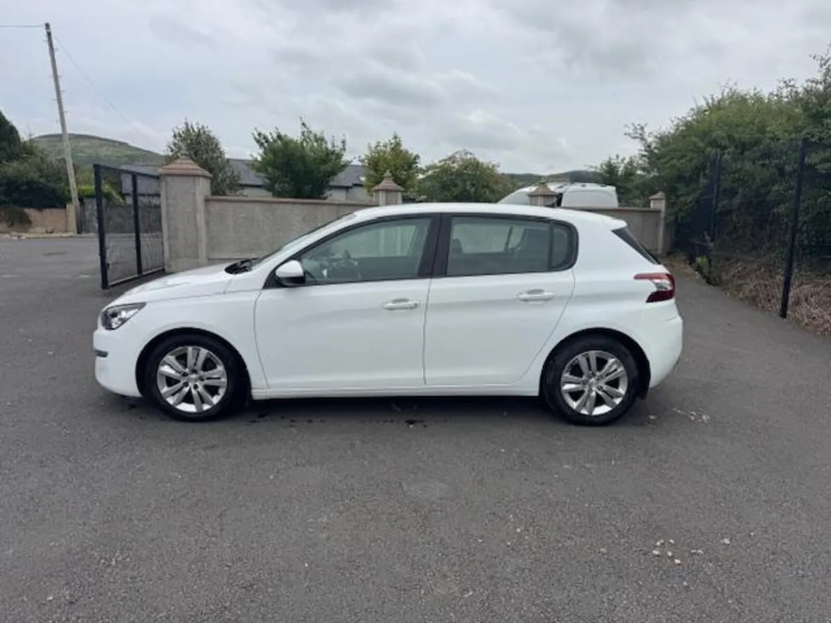Peugeot 308 Active - N.I. Registered - Image 4