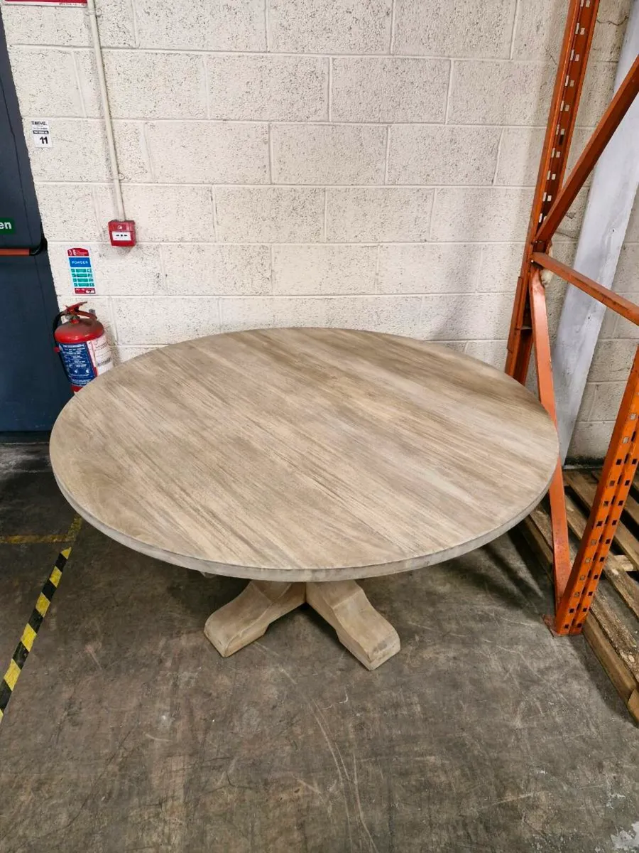 Dining table solid mahogany - Image 1