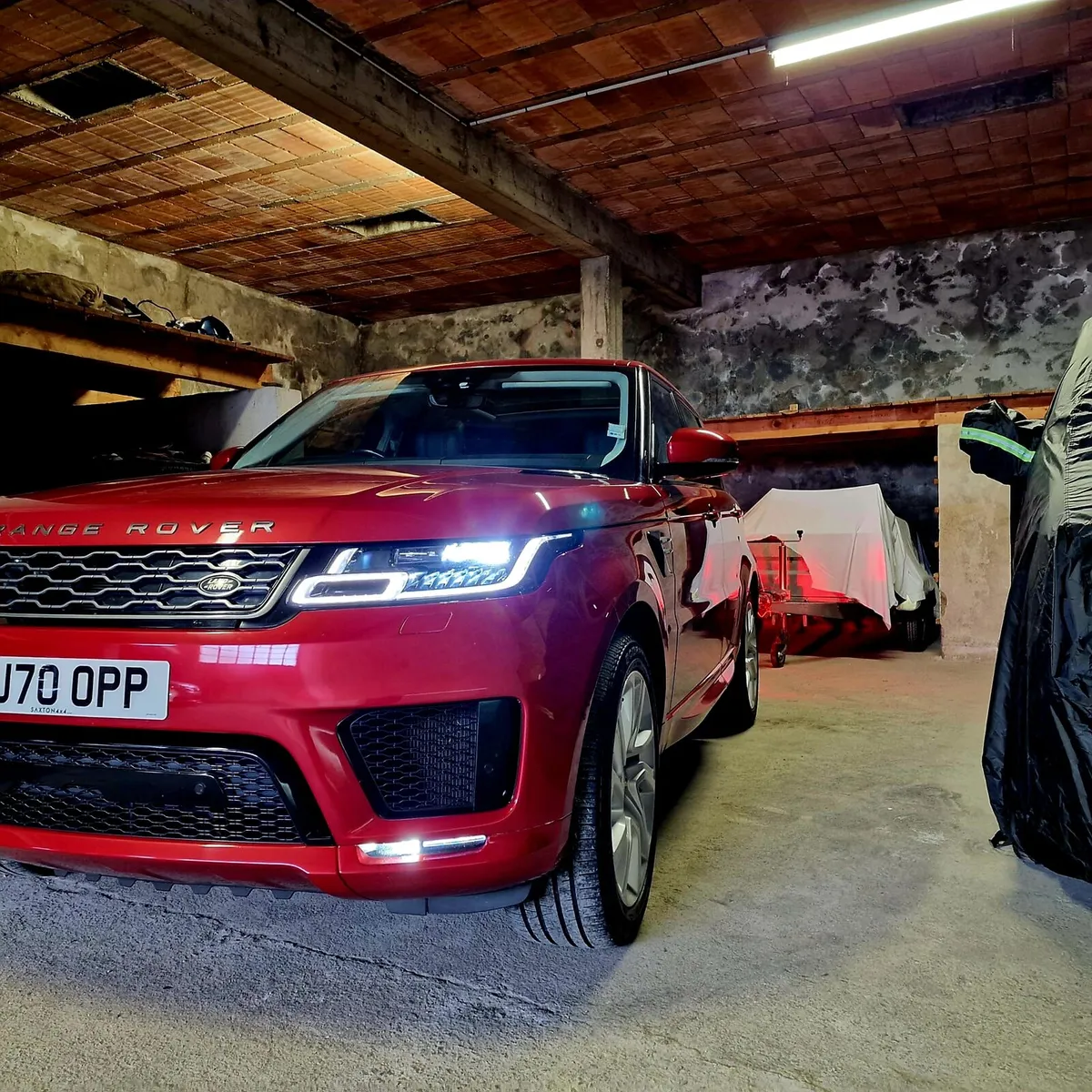 RANGE ROVER SPORTS P400E - Image 4