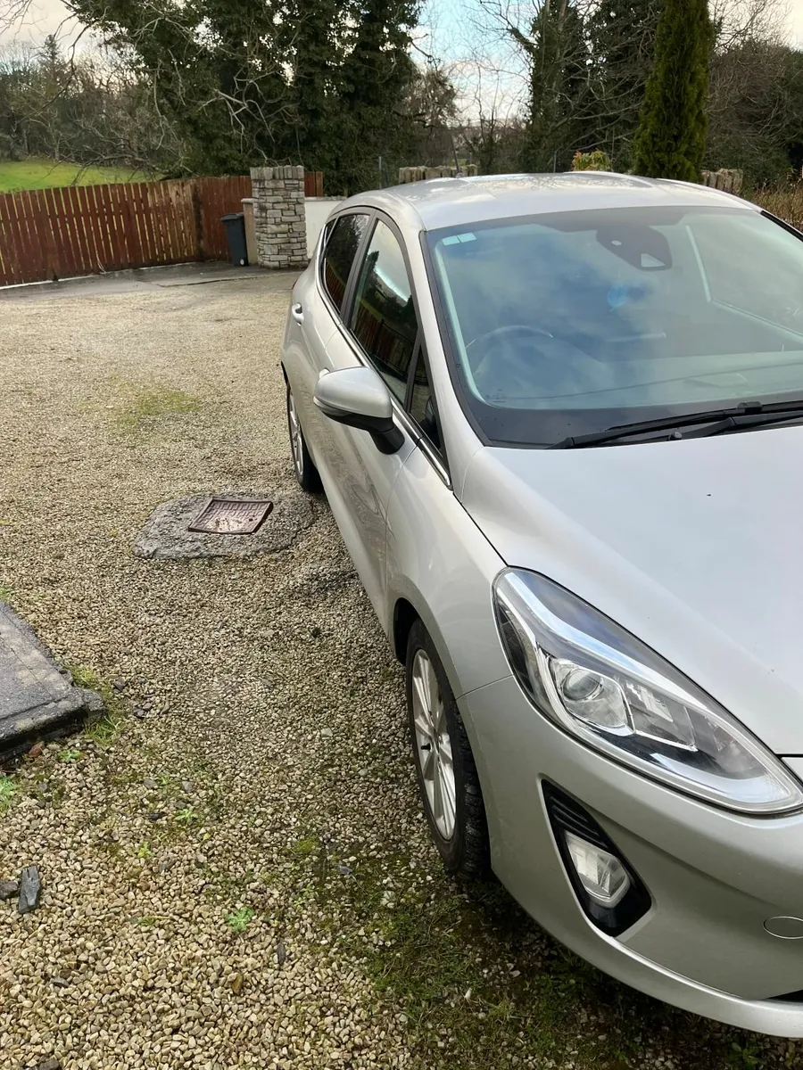 Ford Fiesta 2017 - Image 2