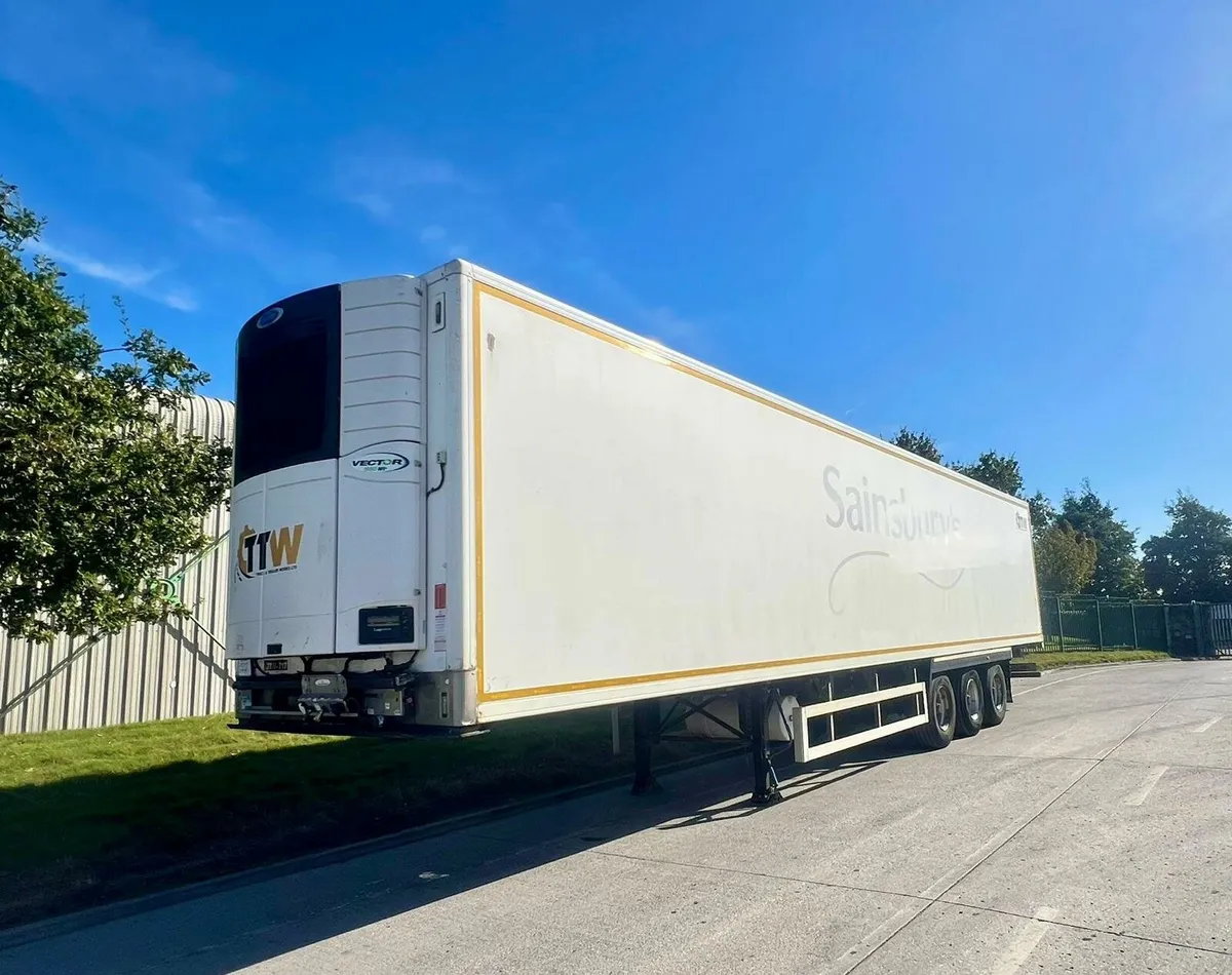 Dual Temp Fridge Trailers - Image 4