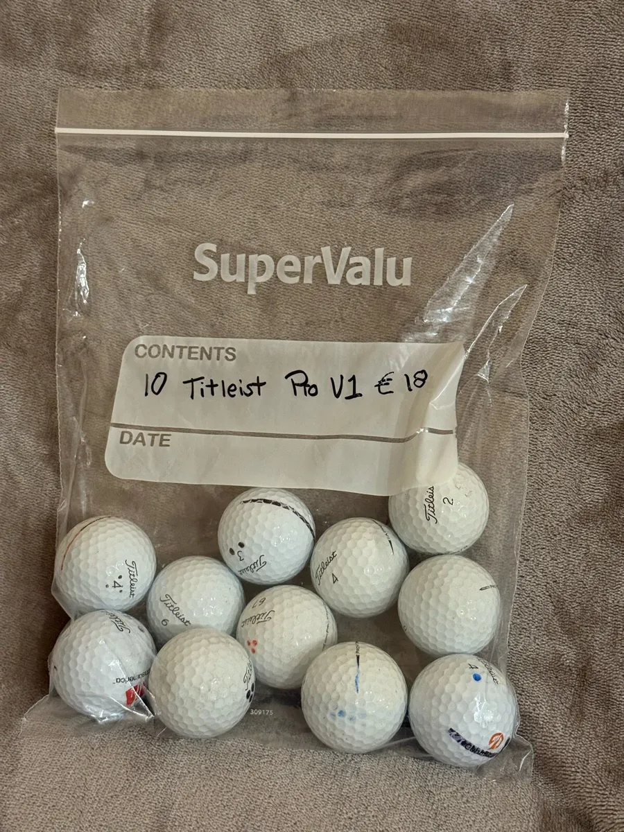 10 Titleist Pro V golf balls