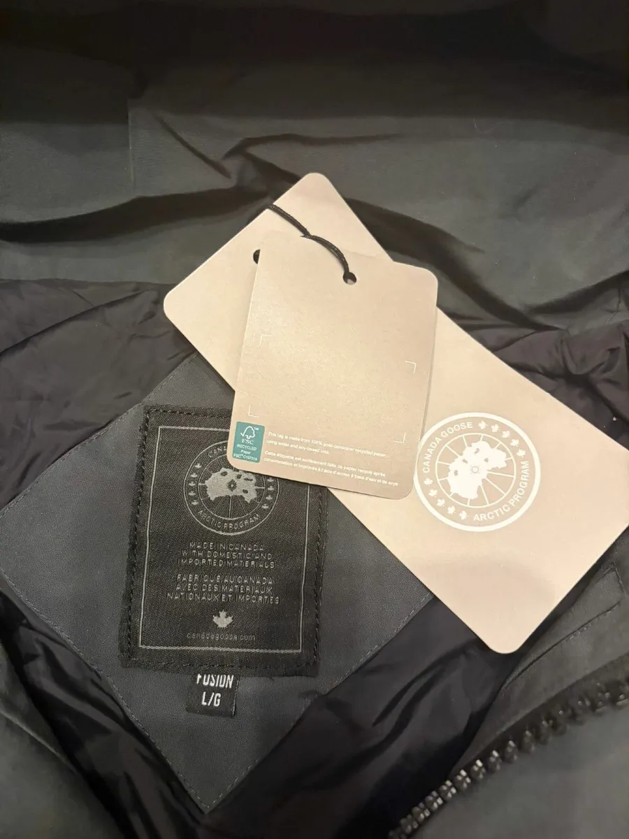 Canda Goose Parka Jacket Black Badge - Image 4