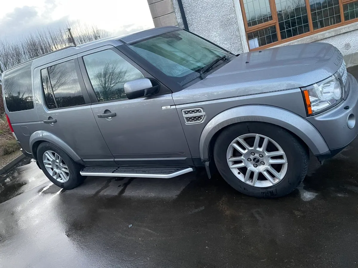 Land Rover discovery4 hse - Image 3