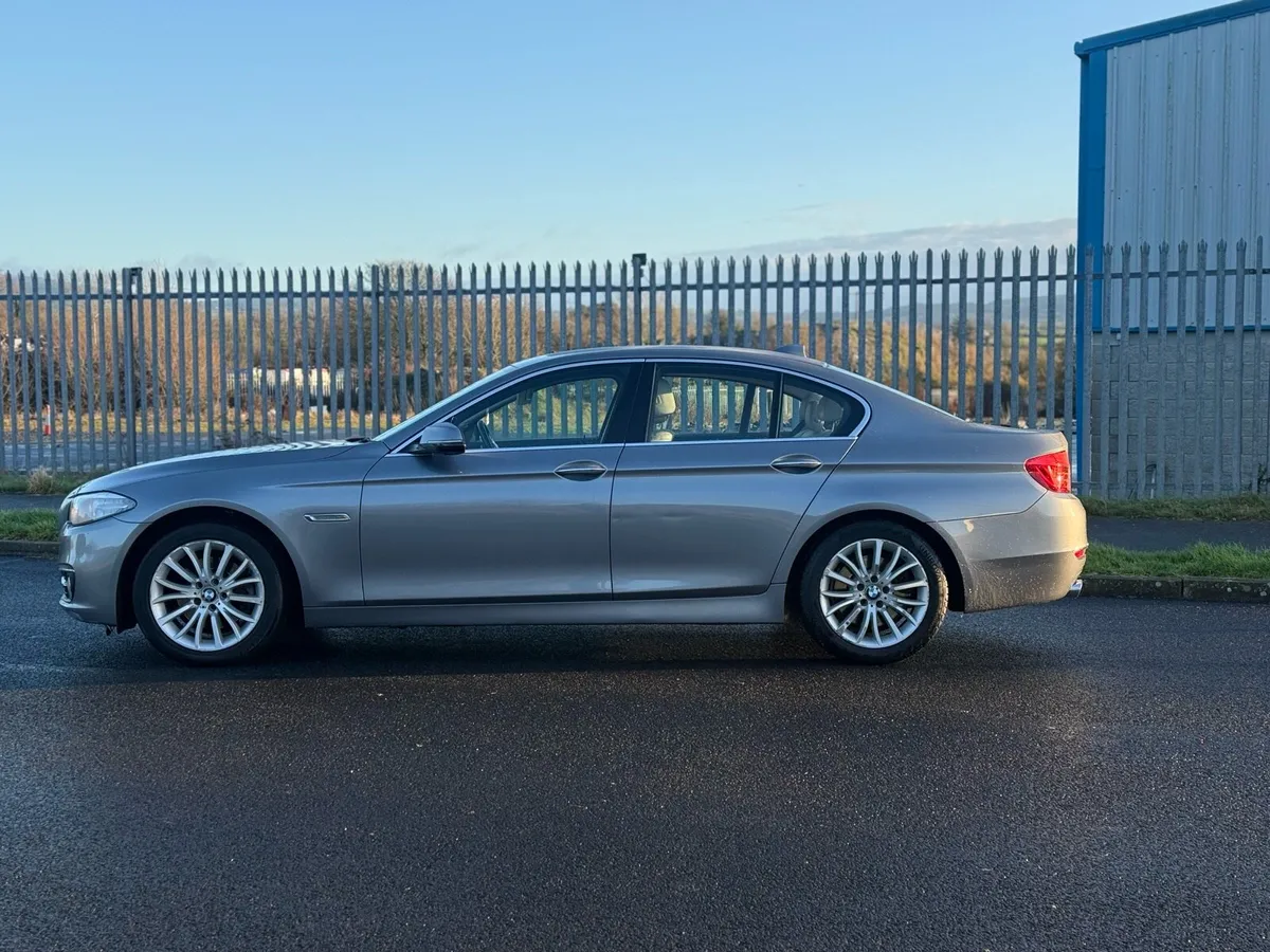 BMW 5 Series Luxury 212kms!!! - Image 3