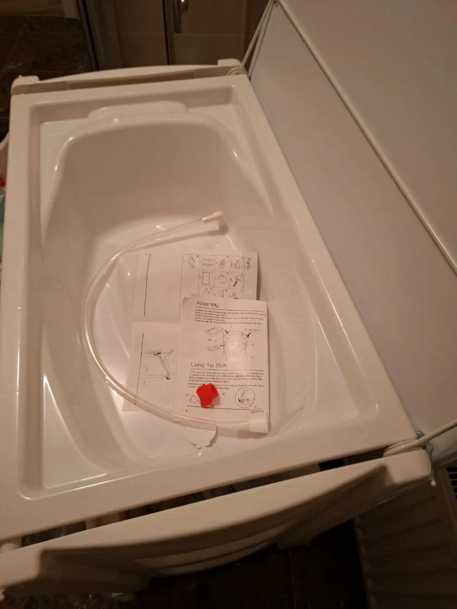 Baby changing unit - Image 2