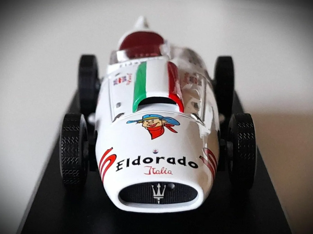 Collectable Diecast Model 1:43 –Maserati 420M Moss - Image 3