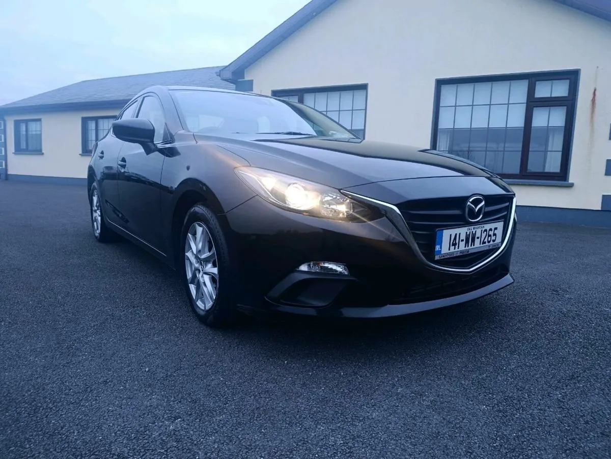 Mazda 3 - Image 1