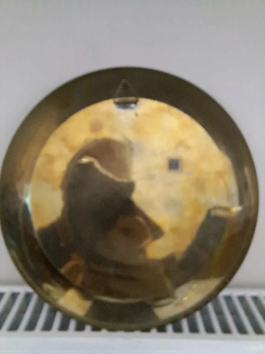 Vintage Hand-Painted Metal Wall Plaque - Image 3