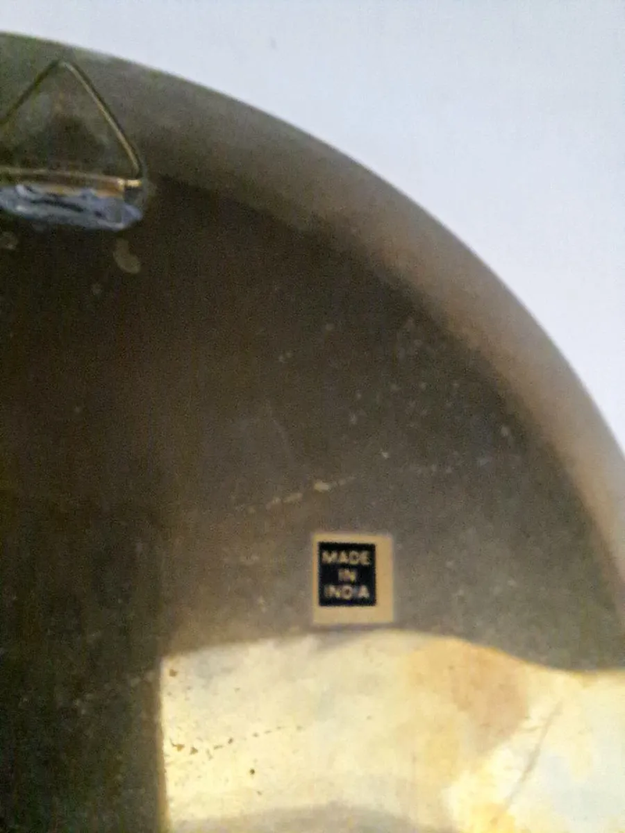 Vintage Hand-Painted Metal Wall Plaque - Image 4