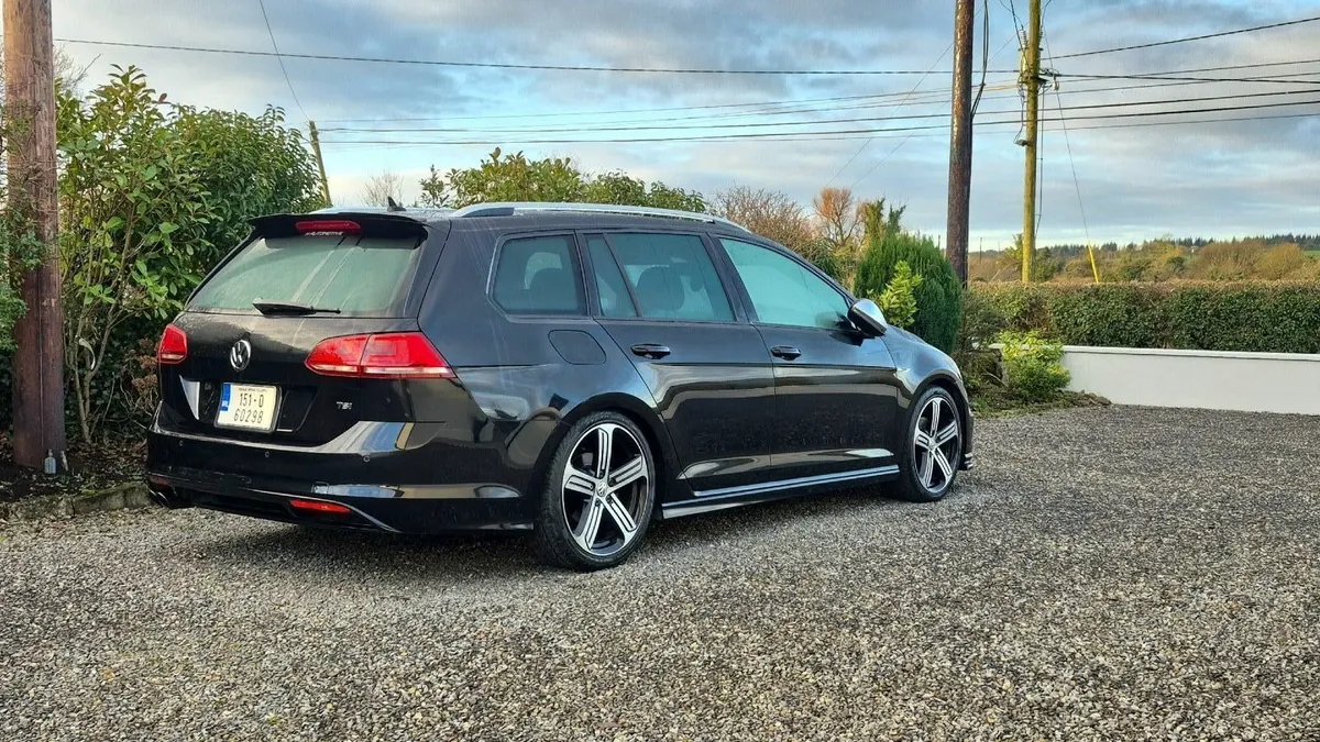 Volkswagen Golf r line - Image 2