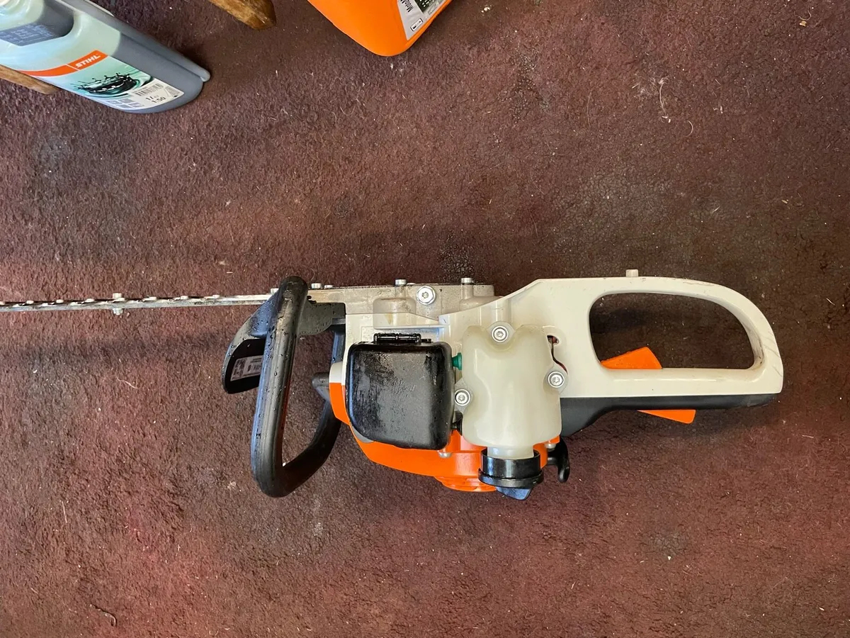 Stihl hs 45 hedge trimmer - Image 3