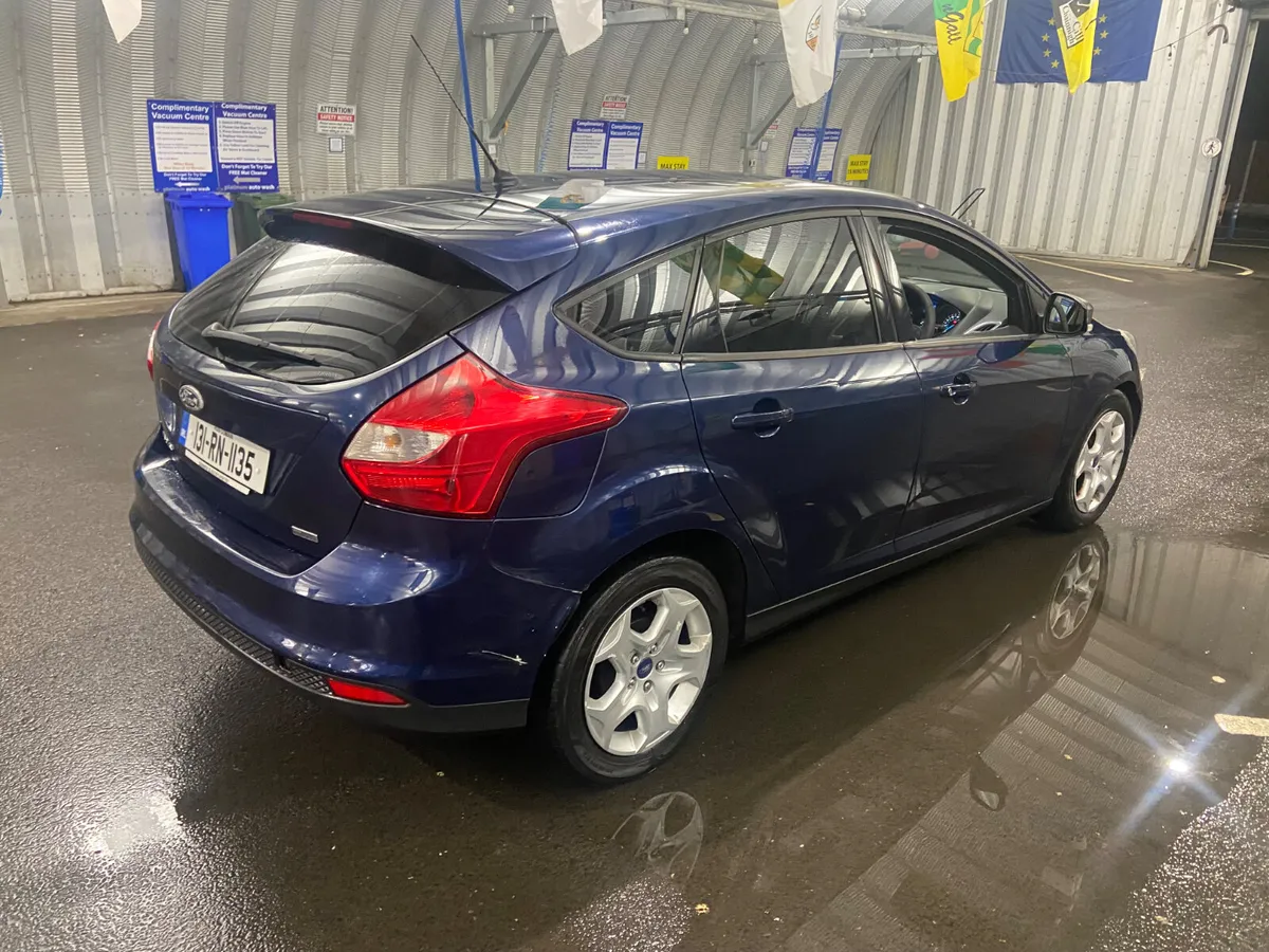Ford Focus 2013 nct 9/26 - Image 4