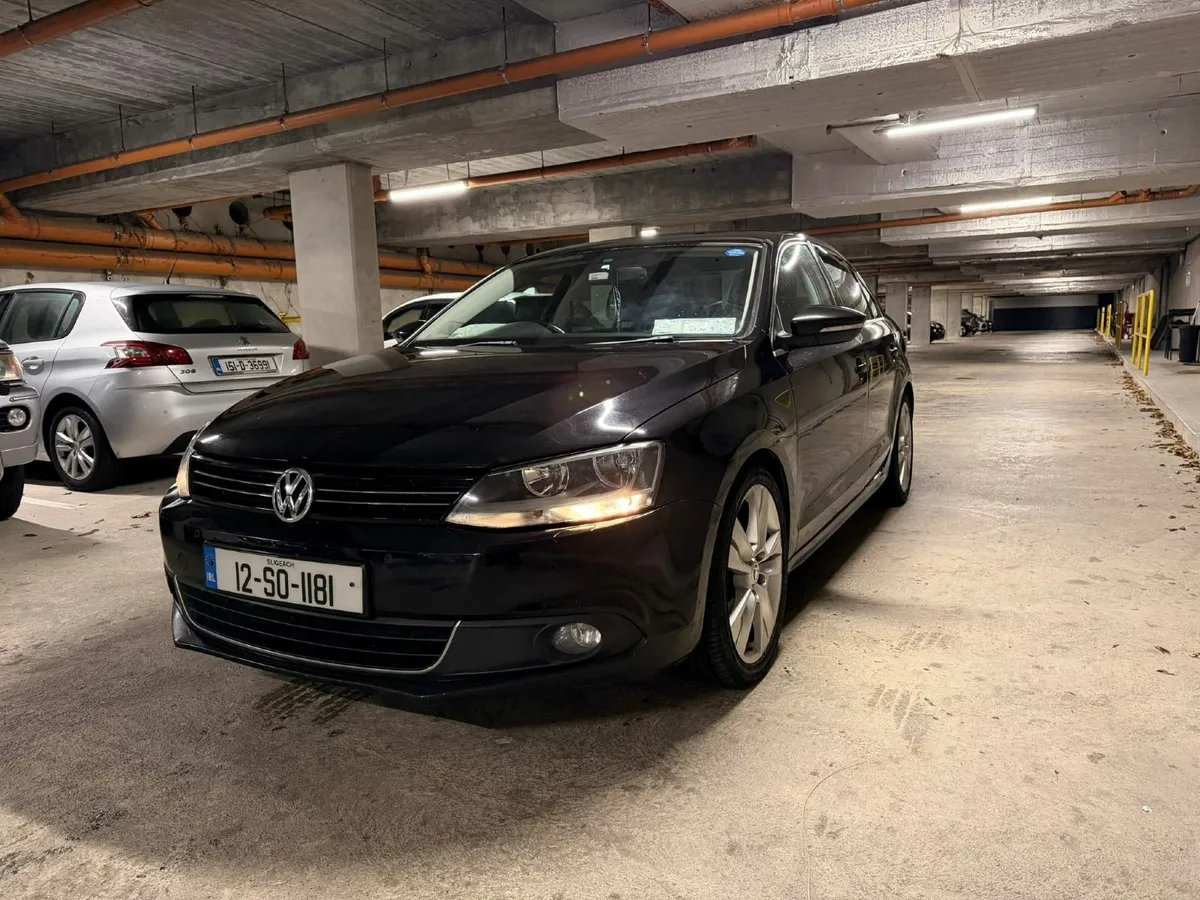 Volkswagen Jetta 2012 - Image 4