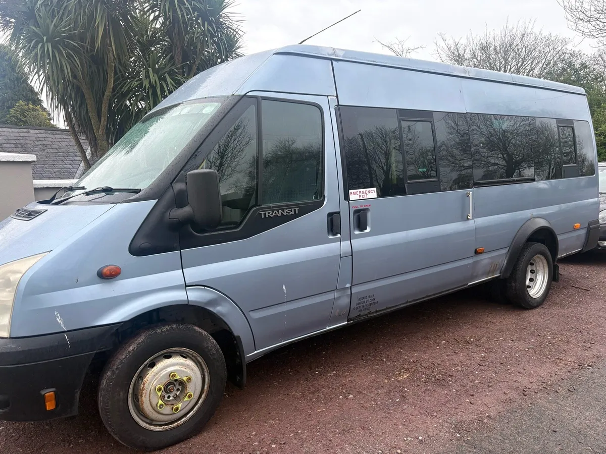 2007 Ford Transit Minibus. - Image 1