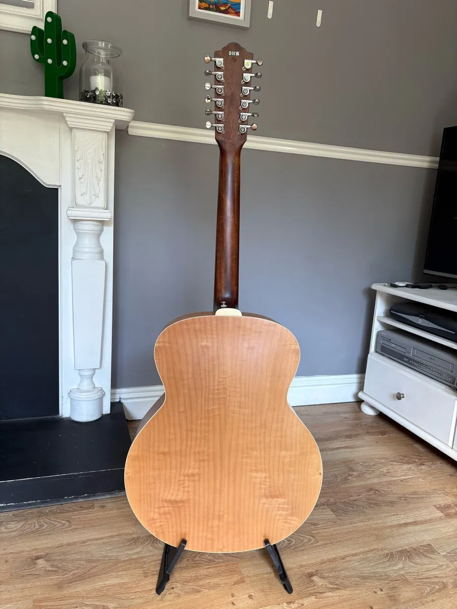 Guild F-2512E Natural 12-String acoustic-electric - Image 2