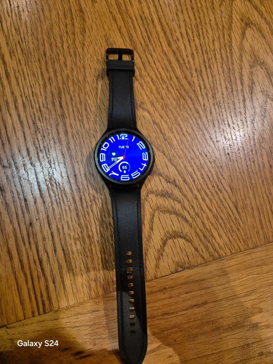 Samsung galaxy watch 6 classic - Image 2