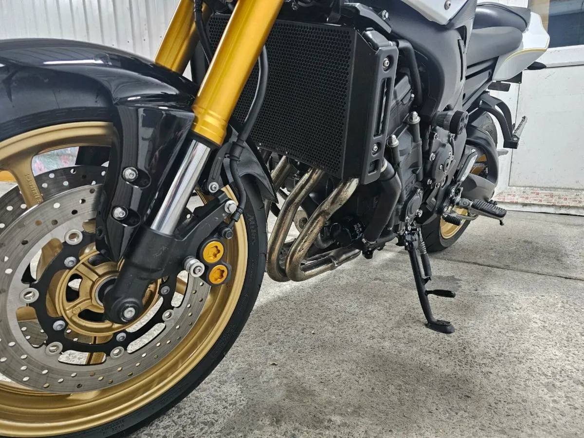 Yamaha FZ8 - Image 3