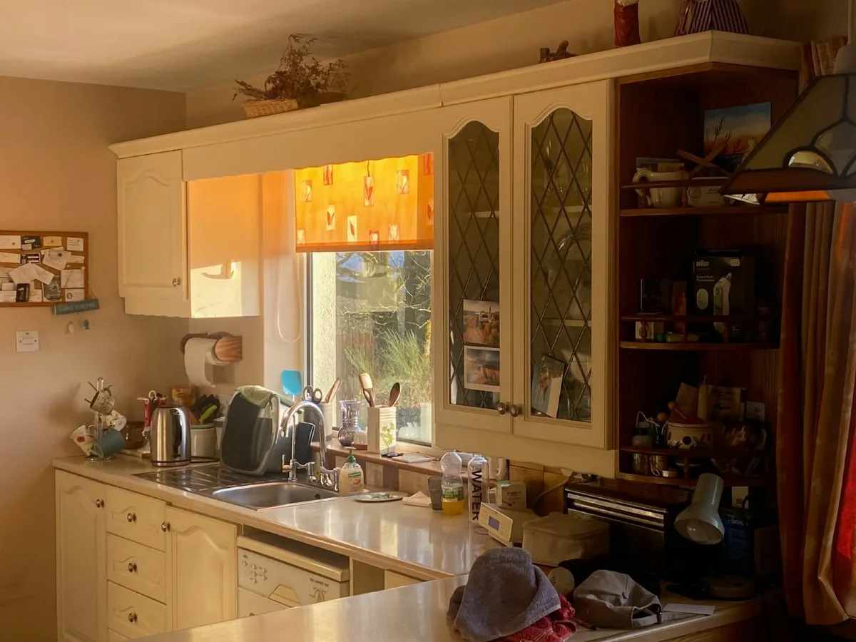 Fitted Kitchen - Image 2