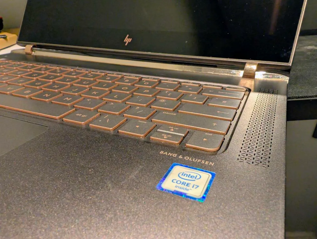 ​HP Spectre 13 (Ultra-Thin) - i7, 8GB, 512GB SSD - Image 2