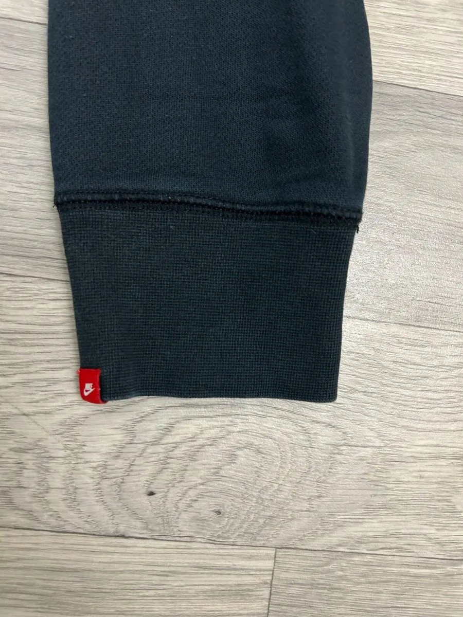 Nike Sweatshirt Mens M/L - Image 3