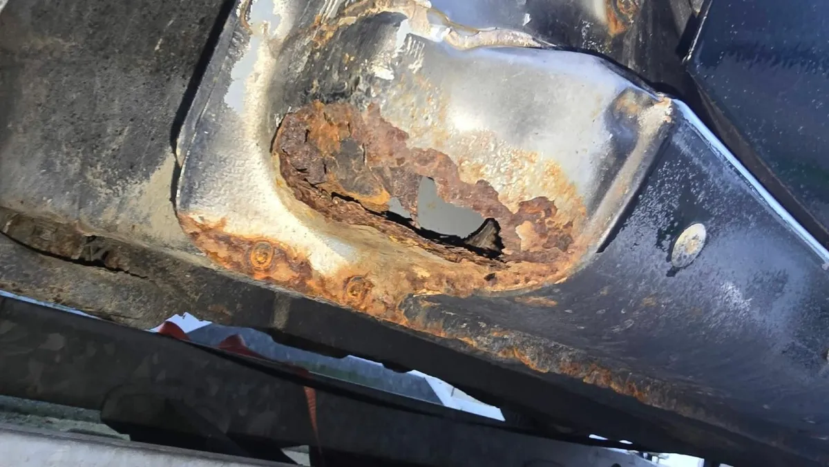 Nissan Pulsar 1994 - Image 2