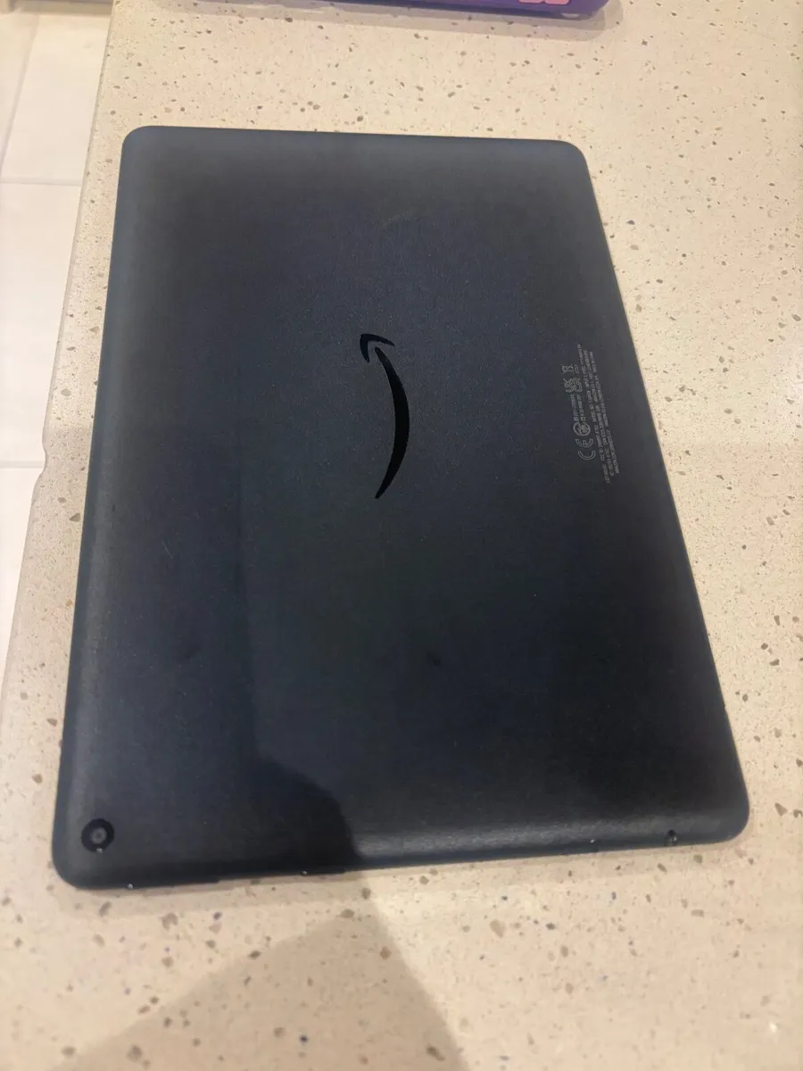 Amazon Fire tablet - Image 2