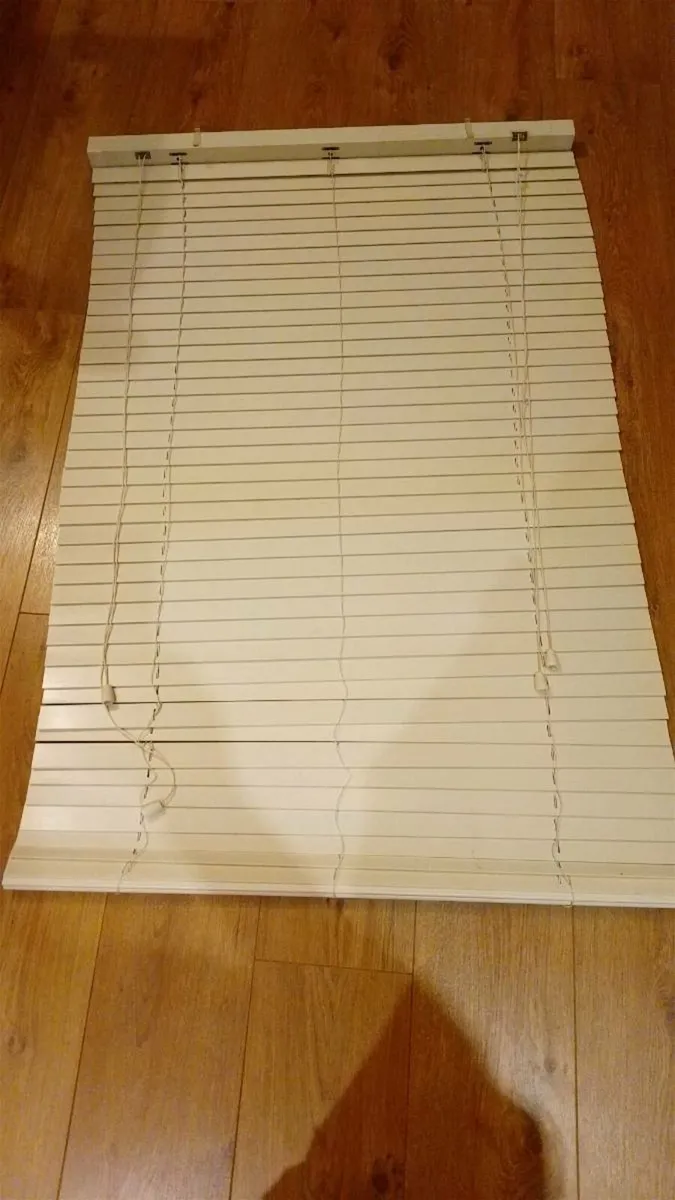 Venetian blinds - Image 1