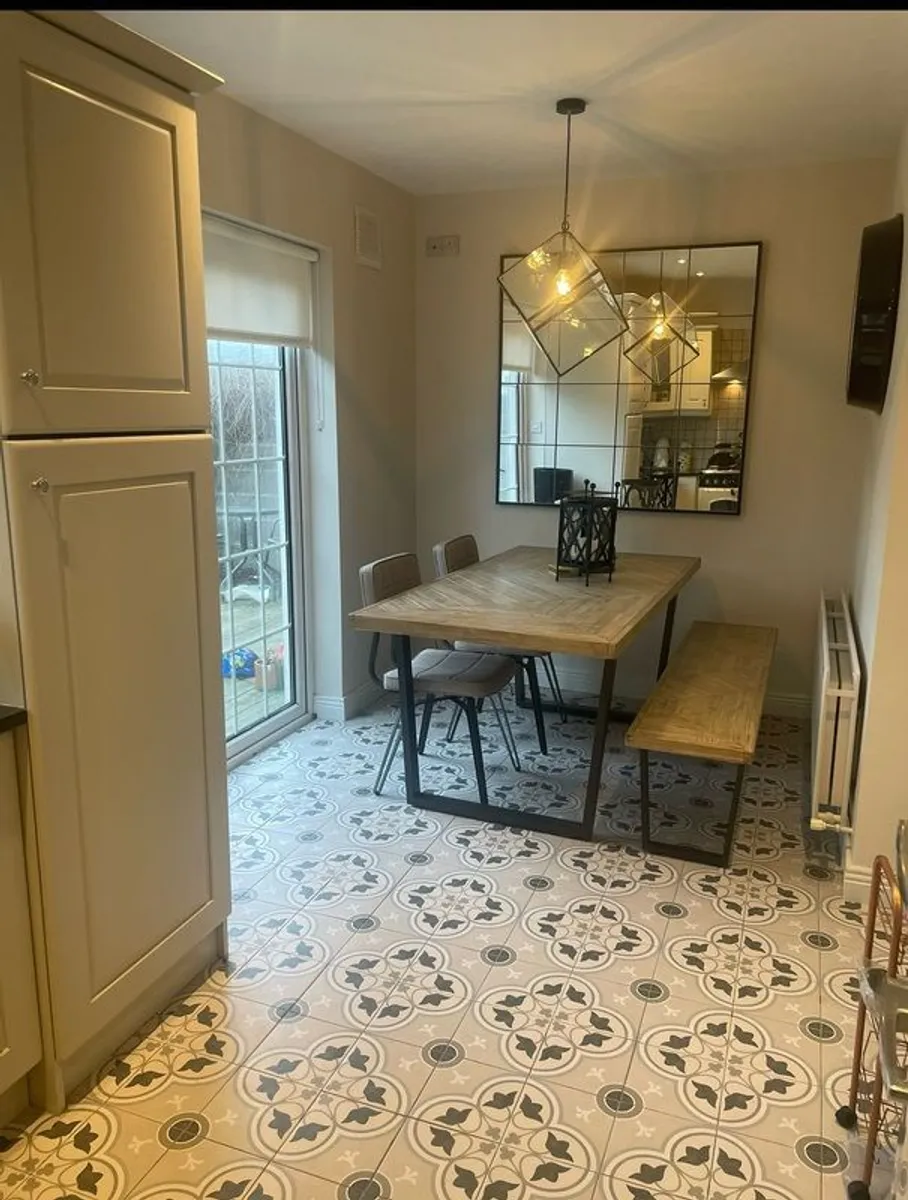 Entire Kitchen For Sale - Image 3