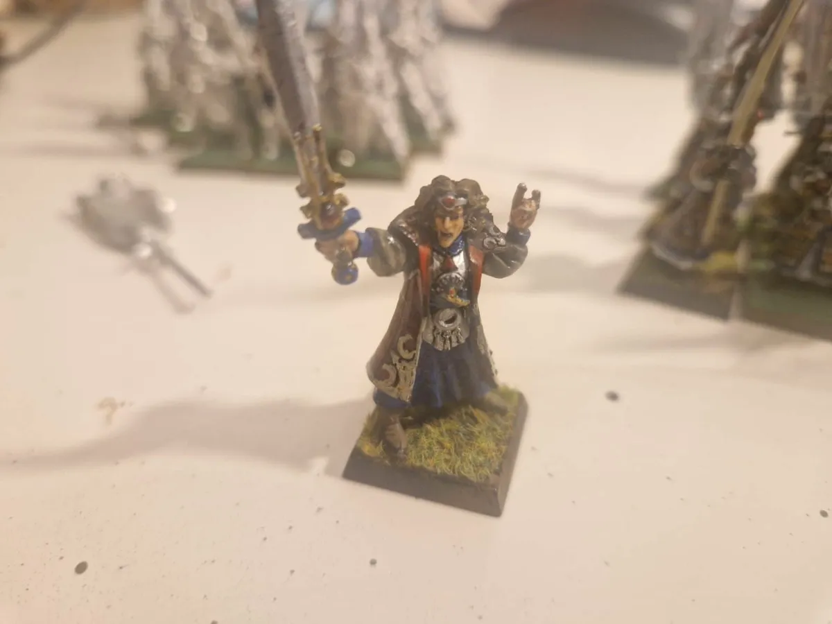 Warhammer Fantasy High Elf Mage (Painted)