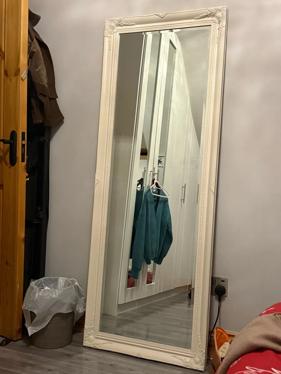 Standing White Mirror - Image 2