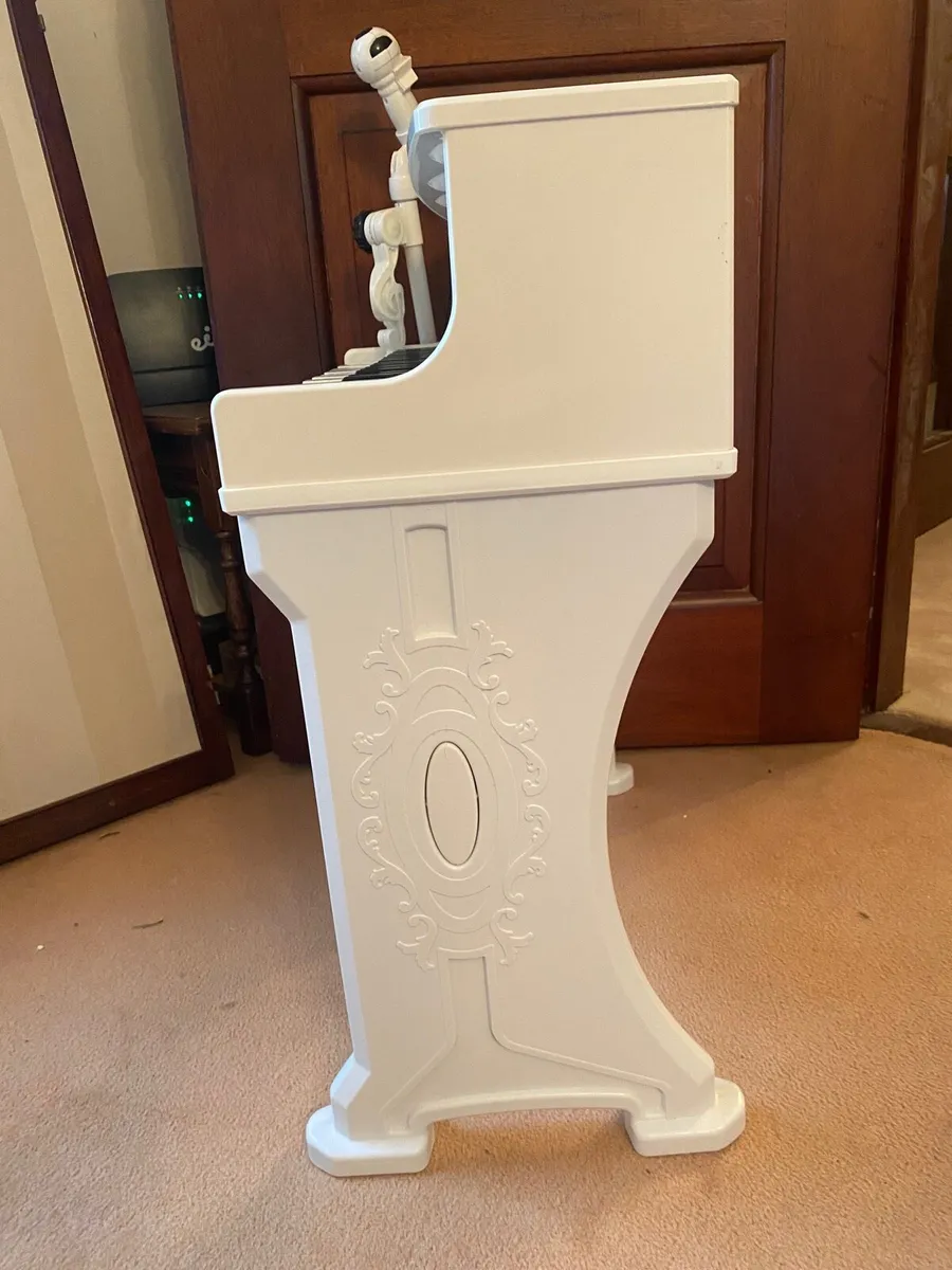 Princess Keyboard & Stool - Image 2