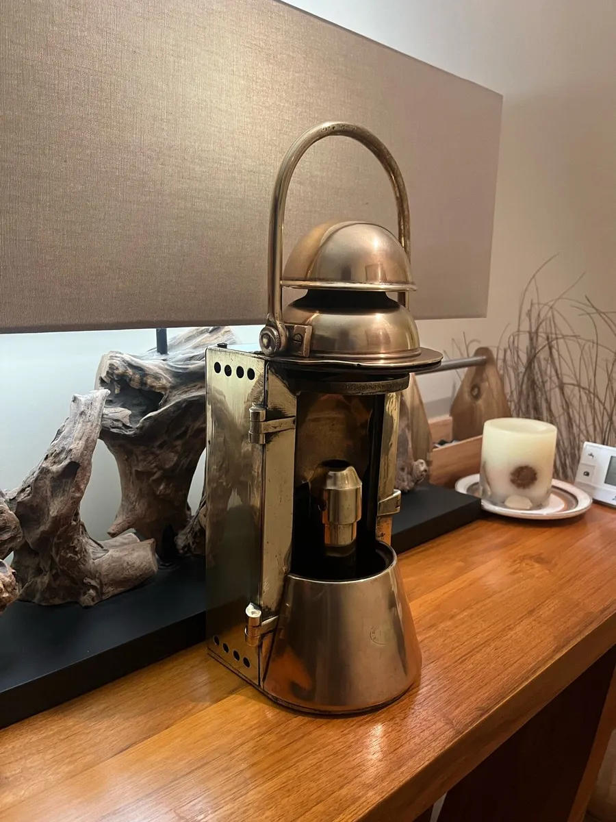 Bulpitt & Sons Admiralty Pattern Brass Ships Lamp - Image 3