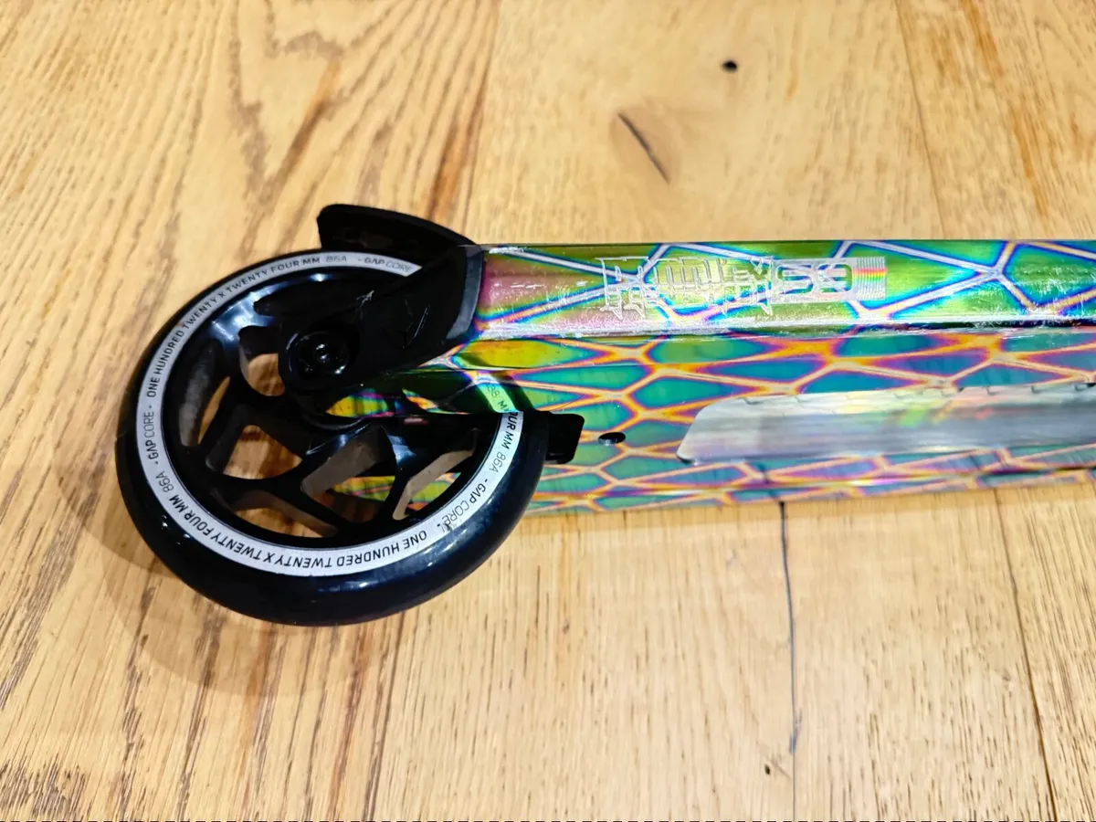 Blunt Envy S9 Prodigy Stunt Scooter - OIL slick - Image 4