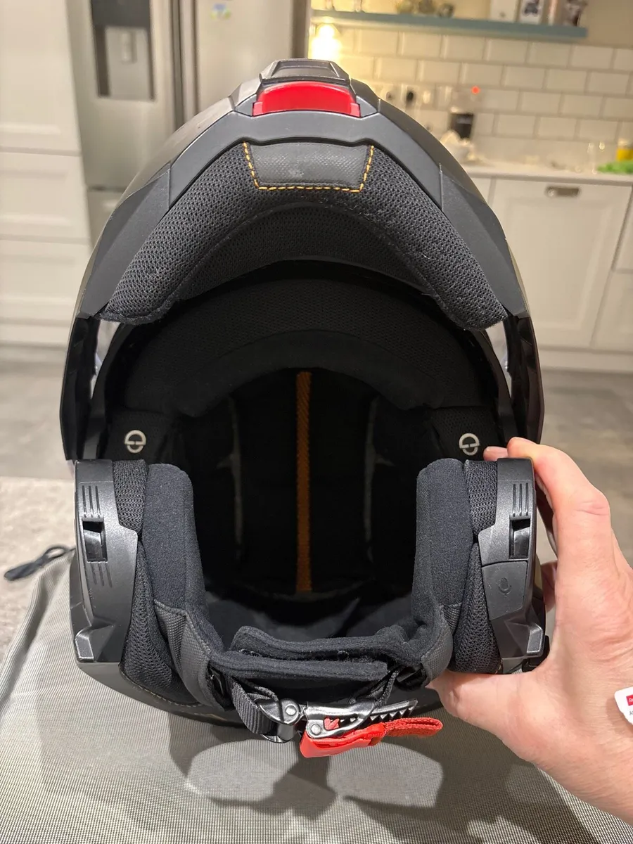 Motorcycle Helmet Suhberth C5 - Image 3