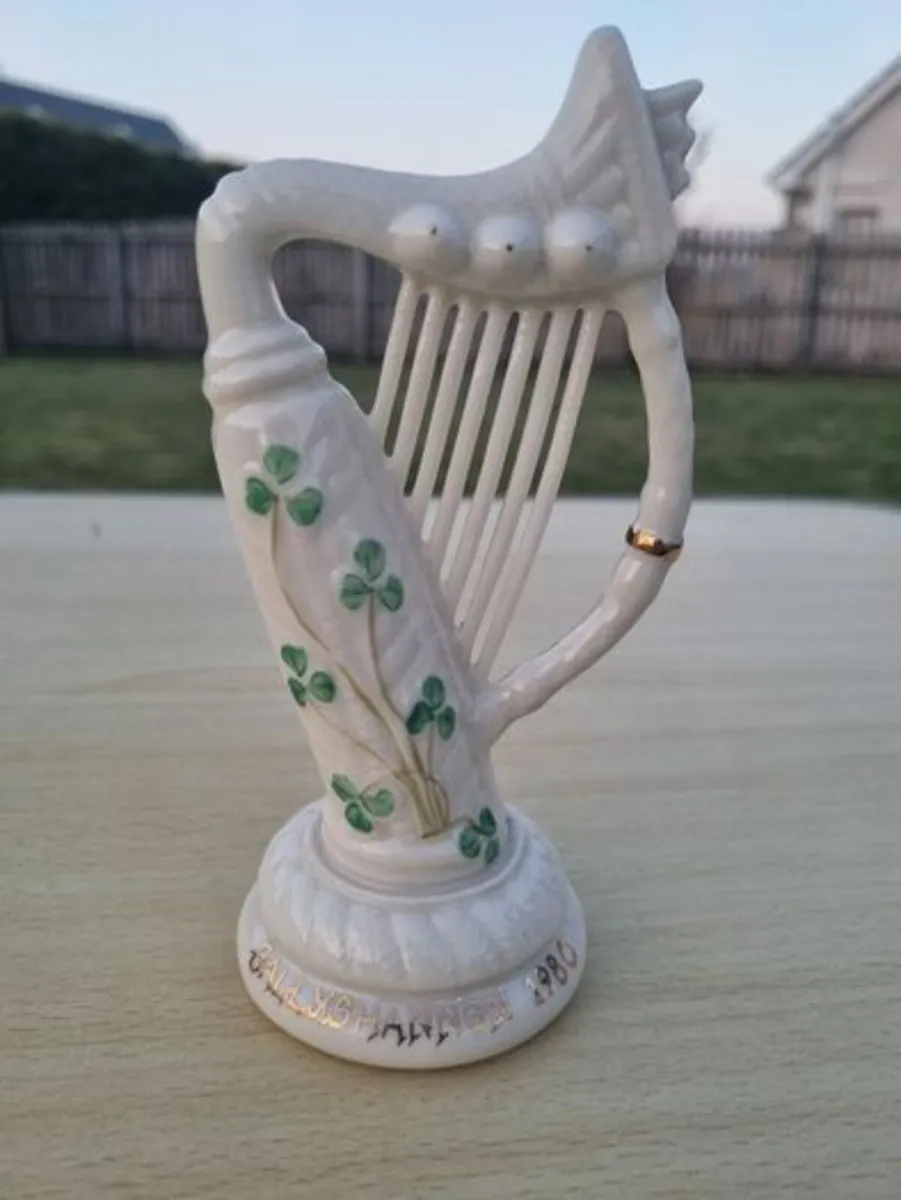 Belleek harp Special Edition Ballyshannon 1980 - Image 1