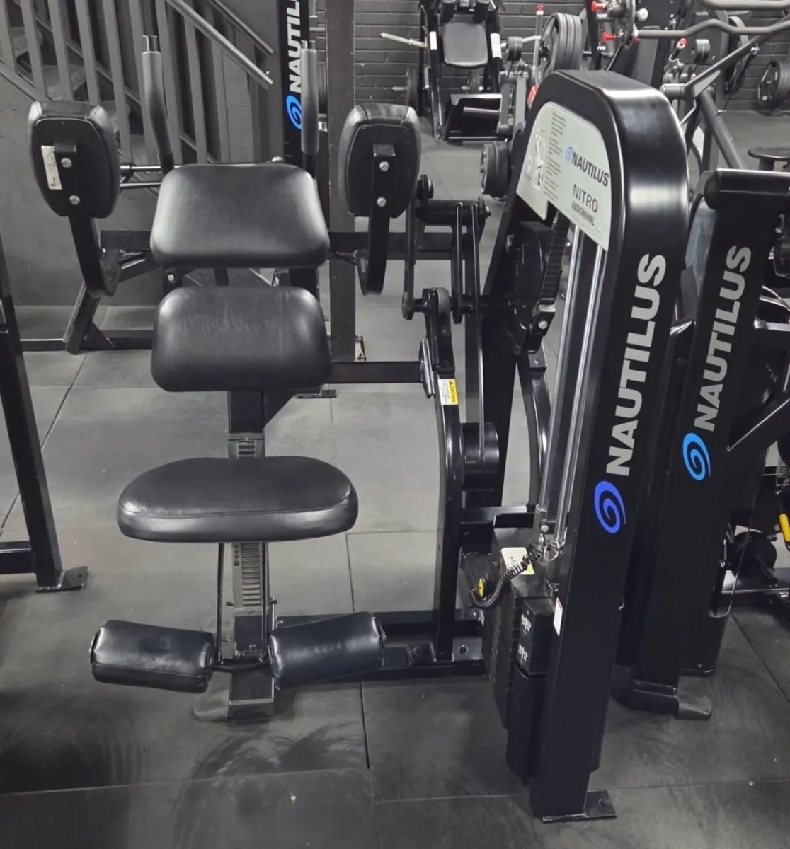 Nautilus nitro abdominal machine - Image 1