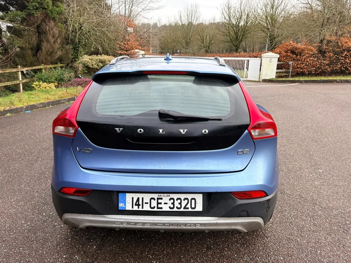 2014 Volvo V40 1.6 Diesel Crosscounty Auto - Image 4